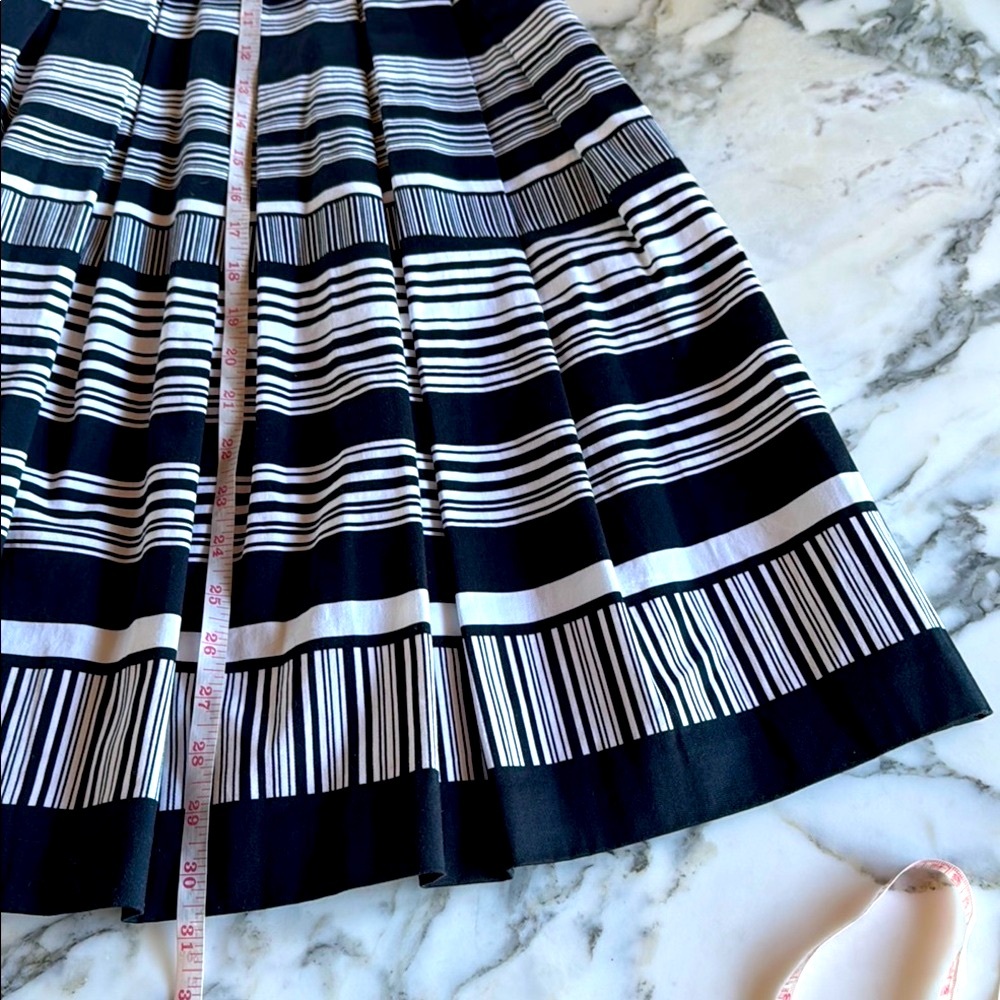 White House Black Market Striped Black & White One-Shoulder Dress Size 00 - Picture 8 of 15